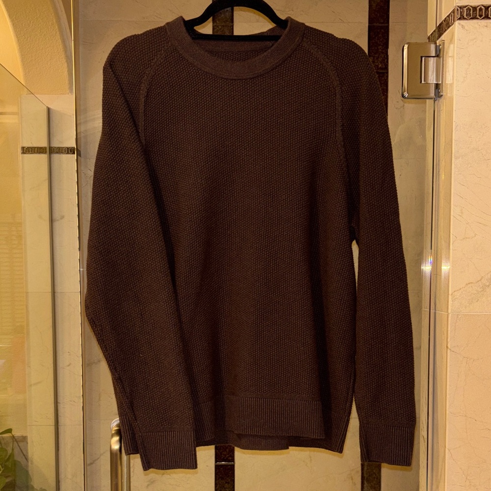 Lululemon Men's Brown Sweater